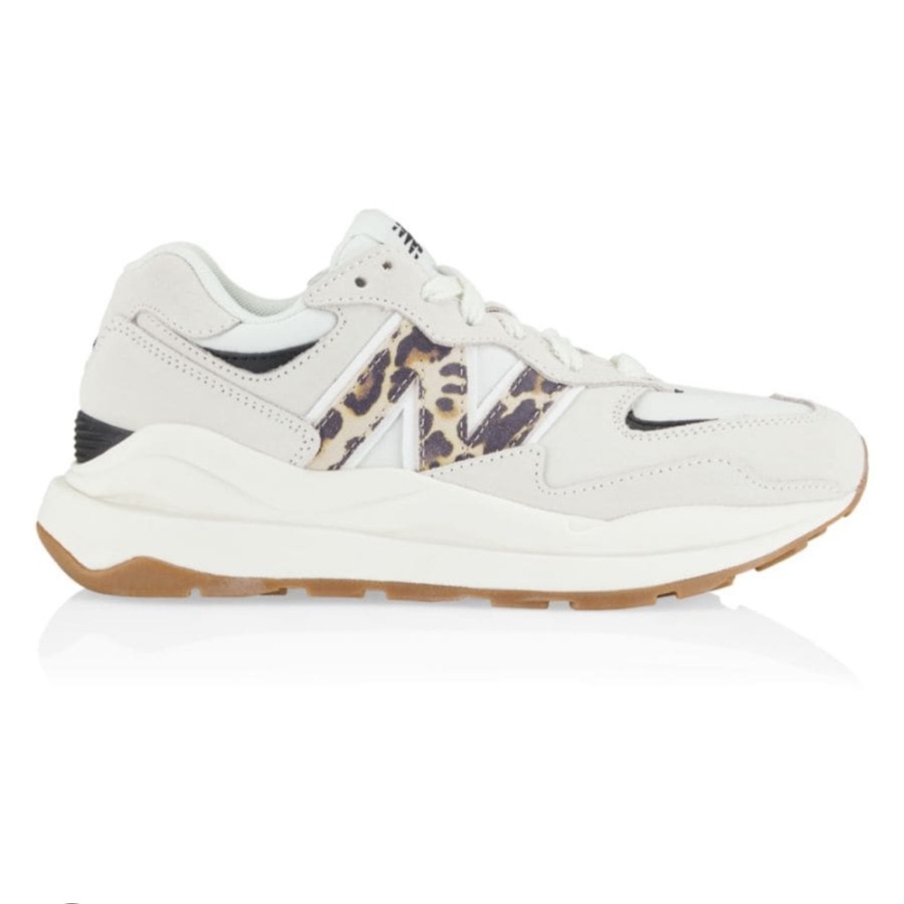 New balance sneaker sea salt / leopard print color. Almost like new.